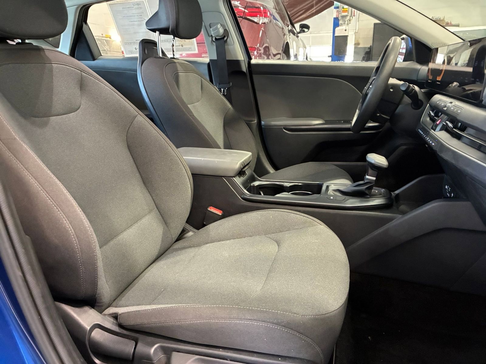 Thumbnail: 2025 Kia K4 - 24