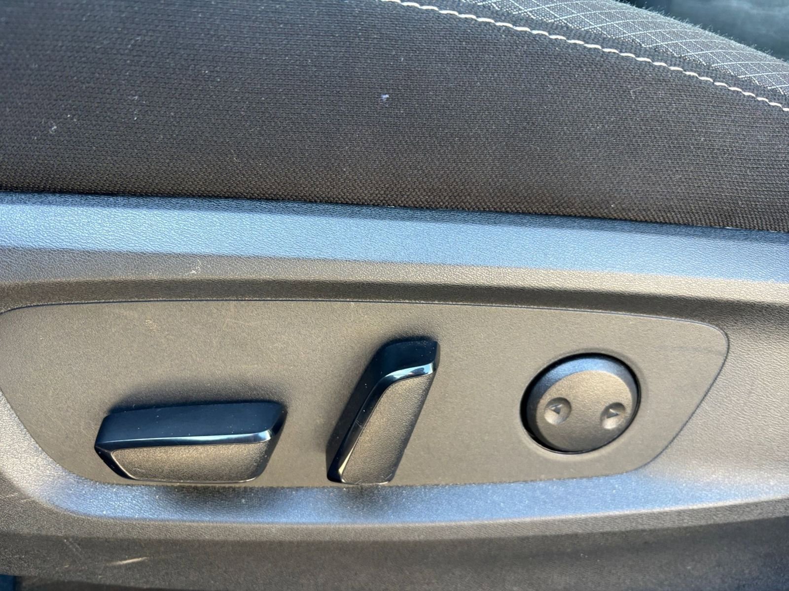 Thumbnail: 2025 Nissan Pathfinder - 24