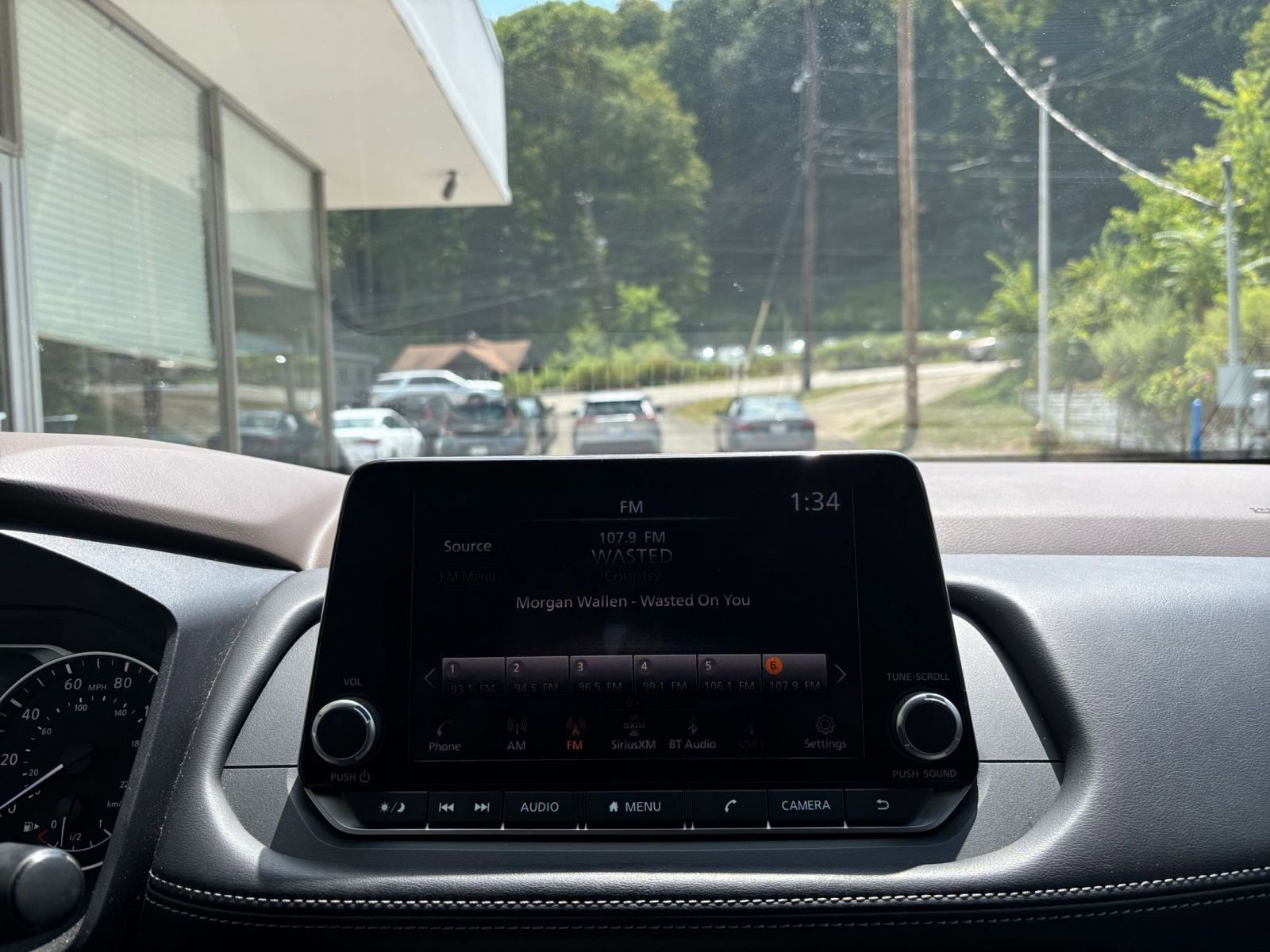 Thumbnail: 2023 Nissan Rogue - 18