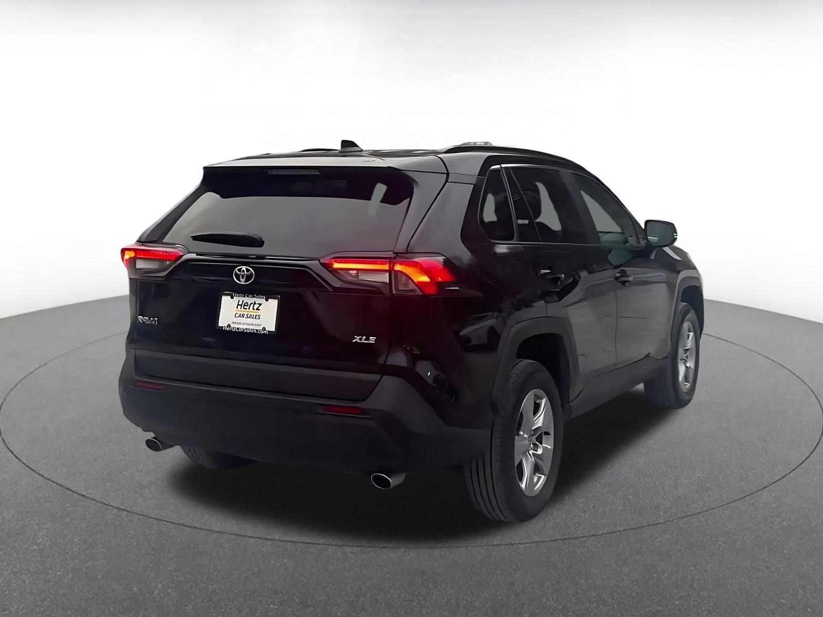 Thumbnail: 2025 Toyota RAV4 - 14