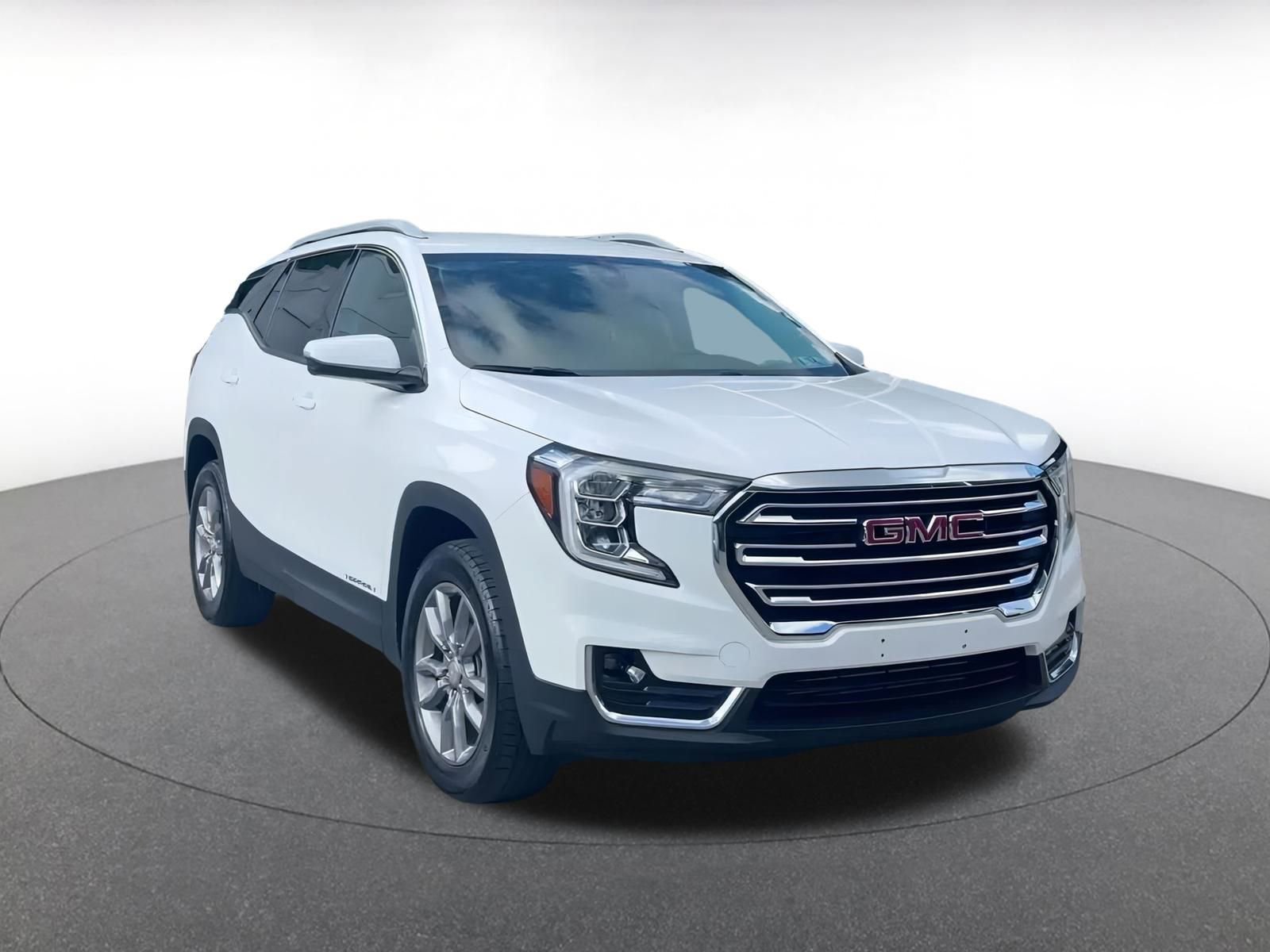 Thumbnail: 2024 GMC Terrain - 3