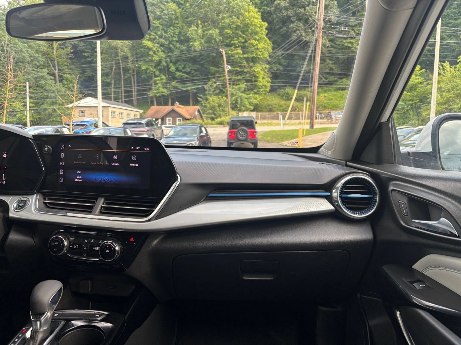 Thumbnail: 2025 Chevrolet Trax - 35