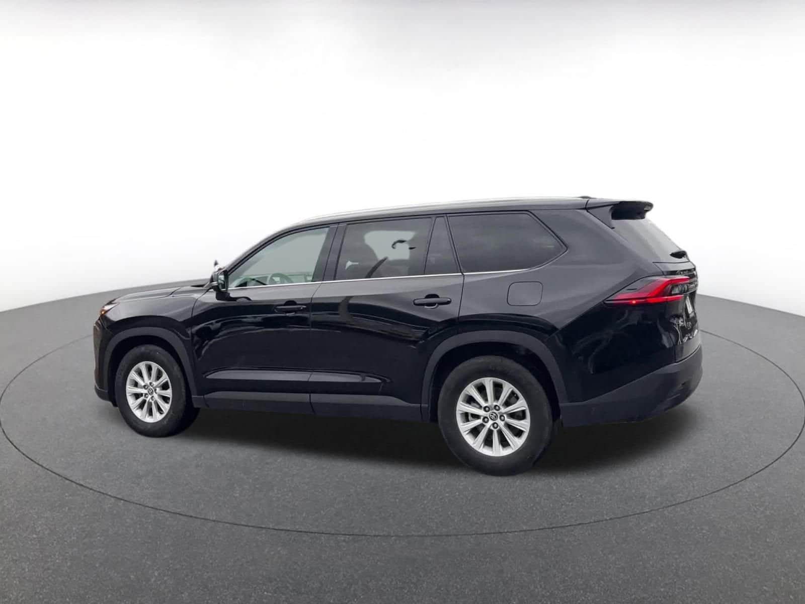 Thumbnail: 2025 Toyota Grand Highlander - 10