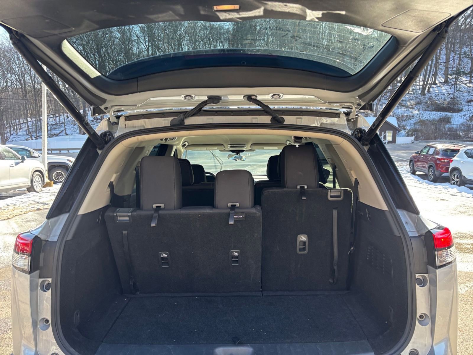 Thumbnail: 2025 Nissan Pathfinder - 33