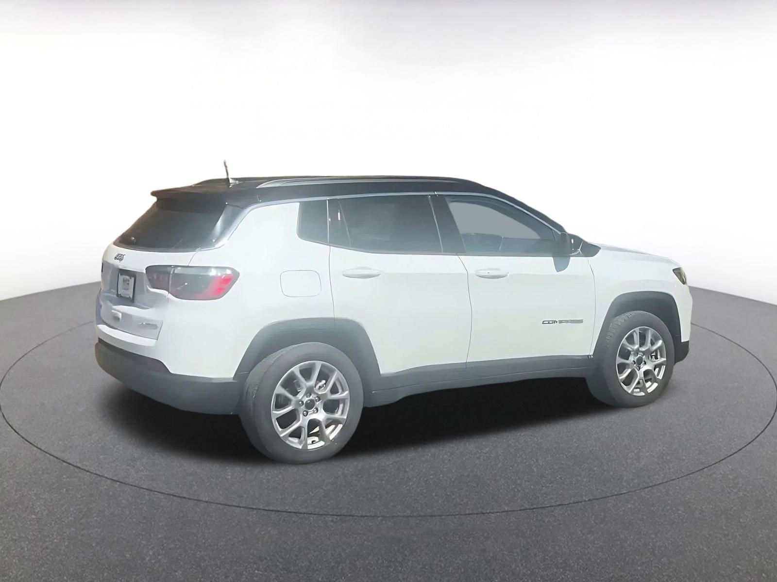 Thumbnail: 2025 Jeep Compass - 14