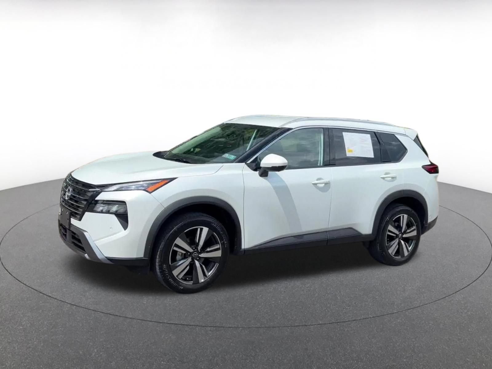 Thumbnail: 2026 Nissan Rogue - 8