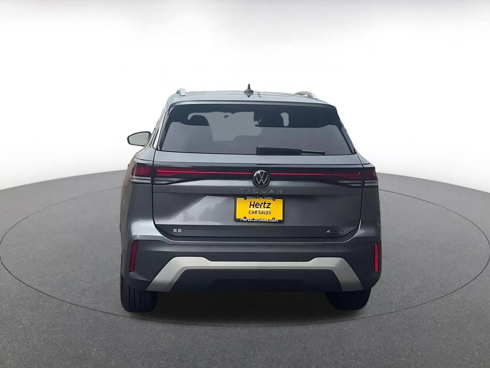 Thumbnail: 2026 Volkswagen Tiguan - 12