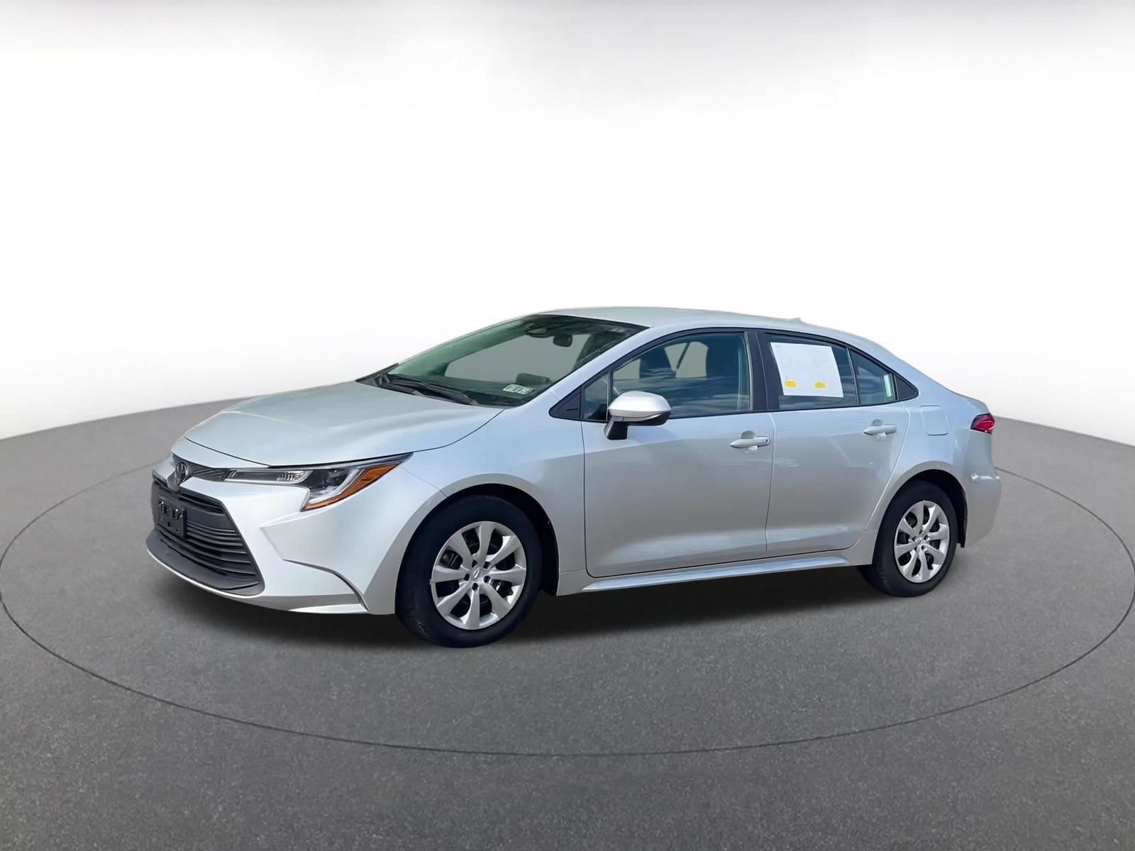 Thumbnail: 2024 Toyota Corolla - 9