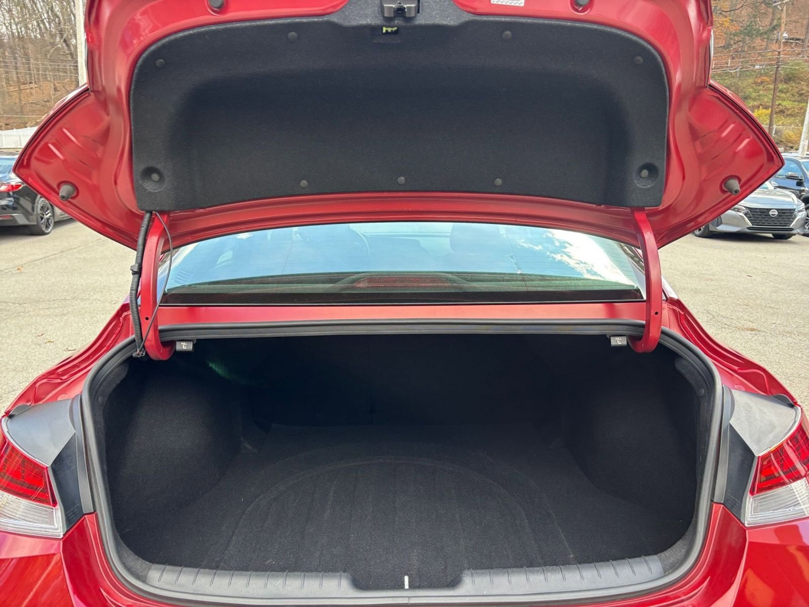 Thumbnail: 2025 Hyundai Elantra - 31