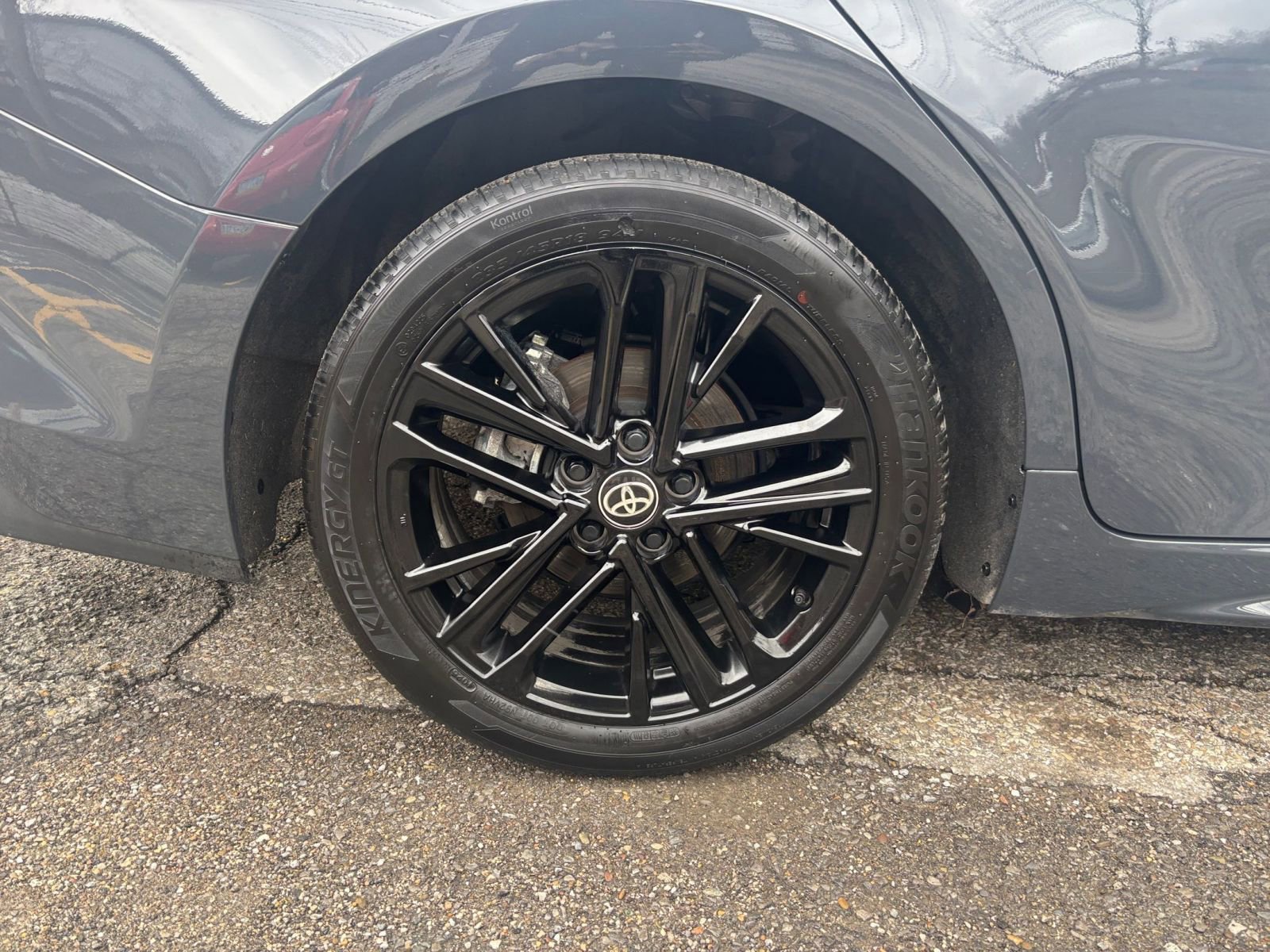 Thumbnail: 2025 Toyota Camry - 31