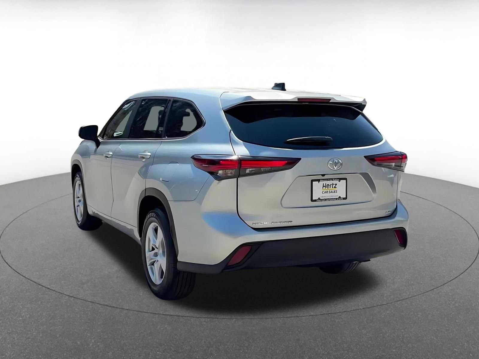 Thumbnail: 2025 Toyota Highlander - 11