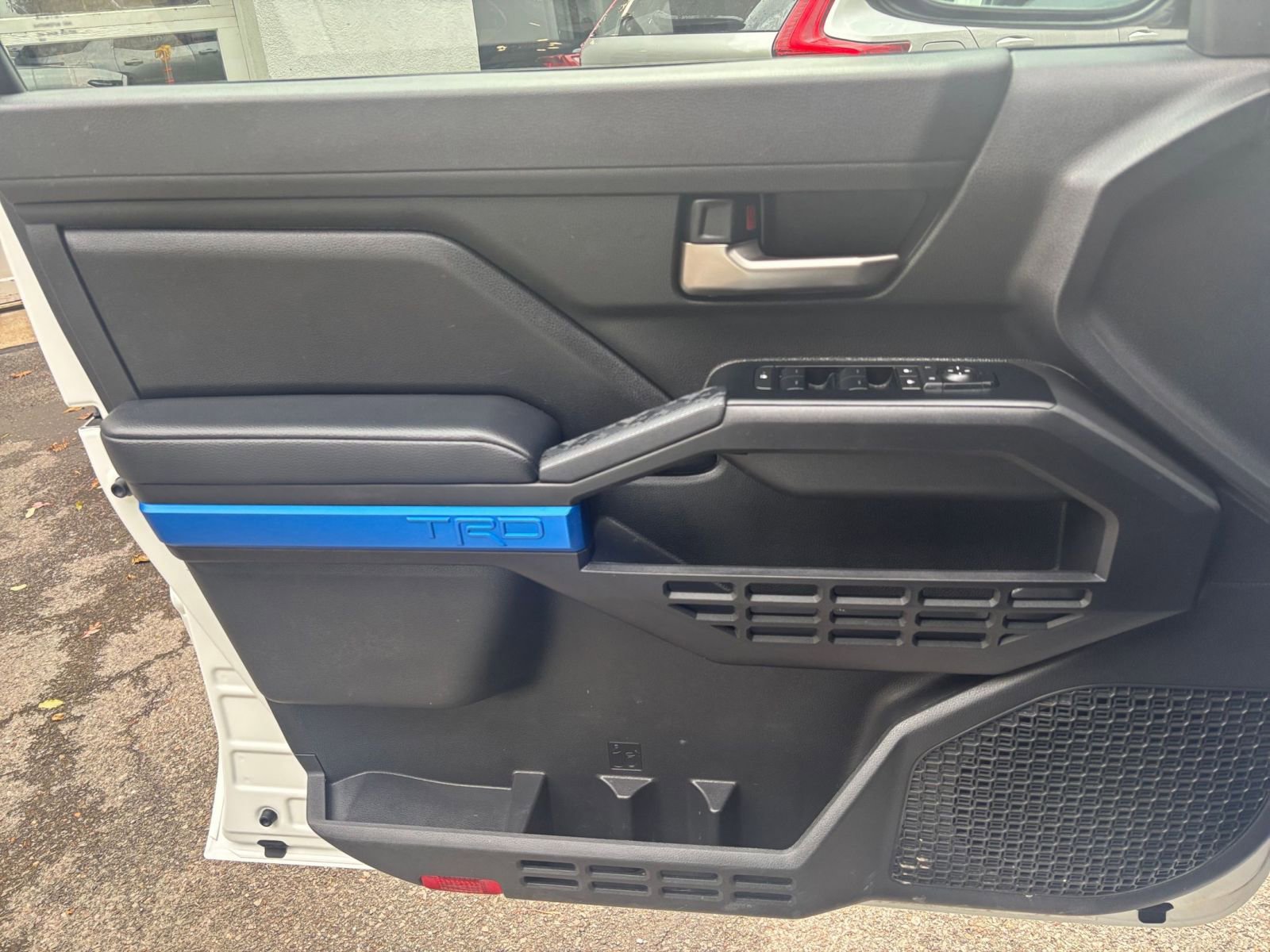 Thumbnail: 2025 Toyota Tacoma - 21