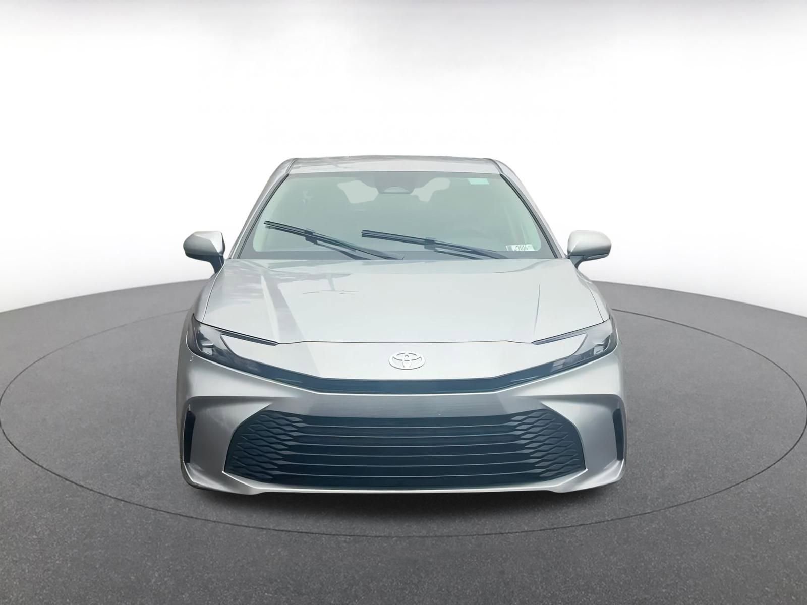 Thumbnail: 2025 Toyota Camry - 4