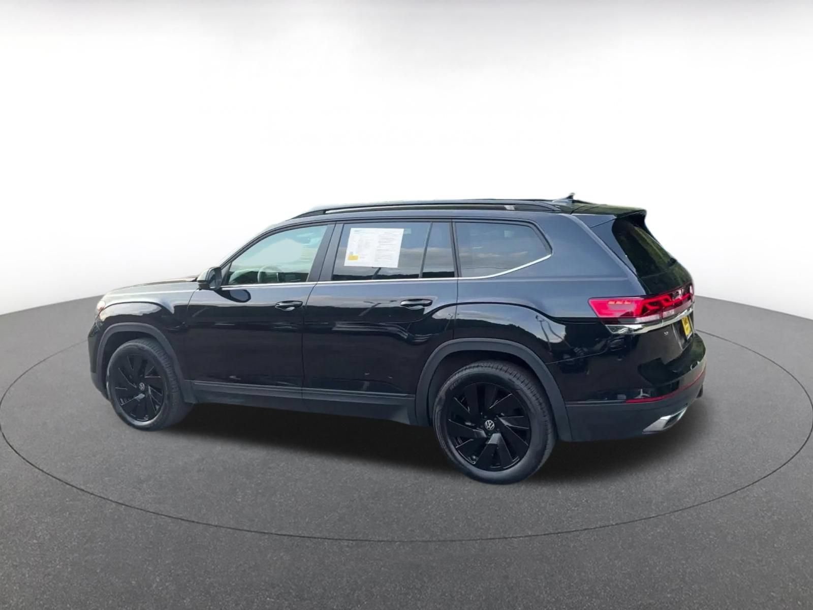 Thumbnail: 2026 Volkswagen Atlas - 9