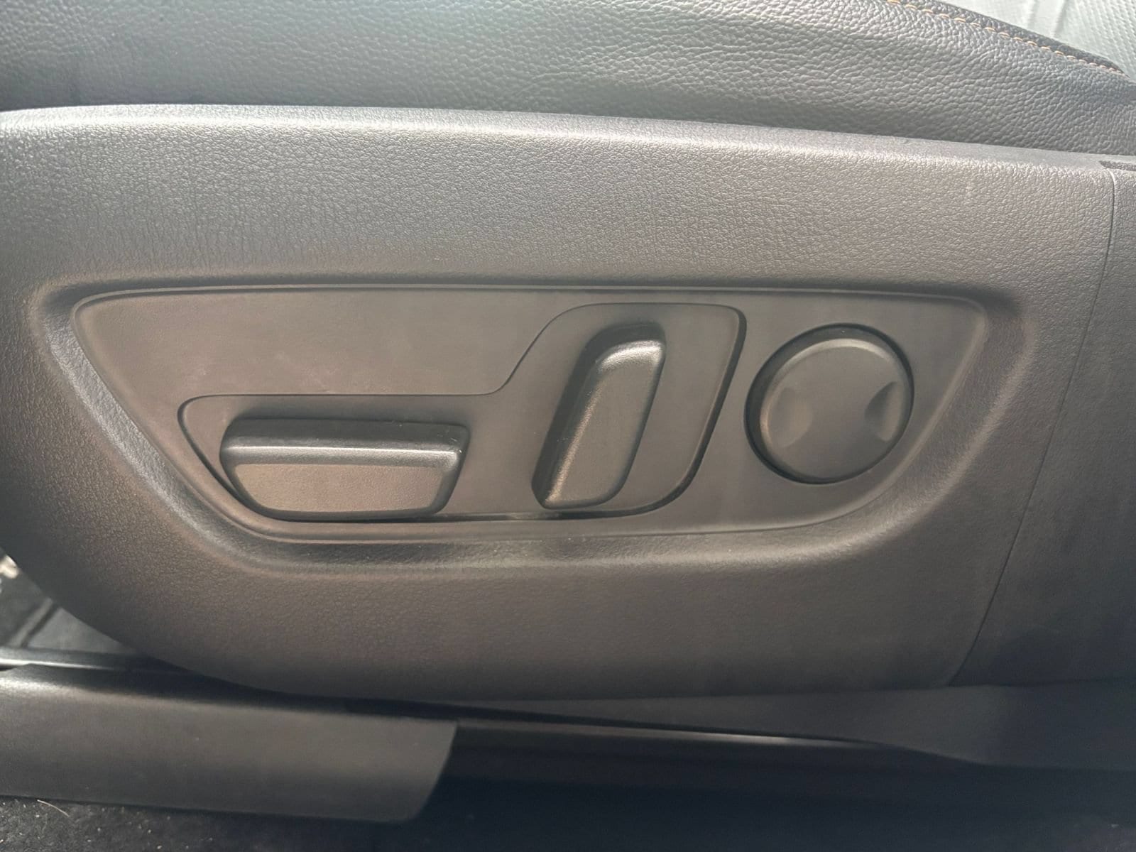 2025 Mazda CX-70 Preferred Package - Photo 22