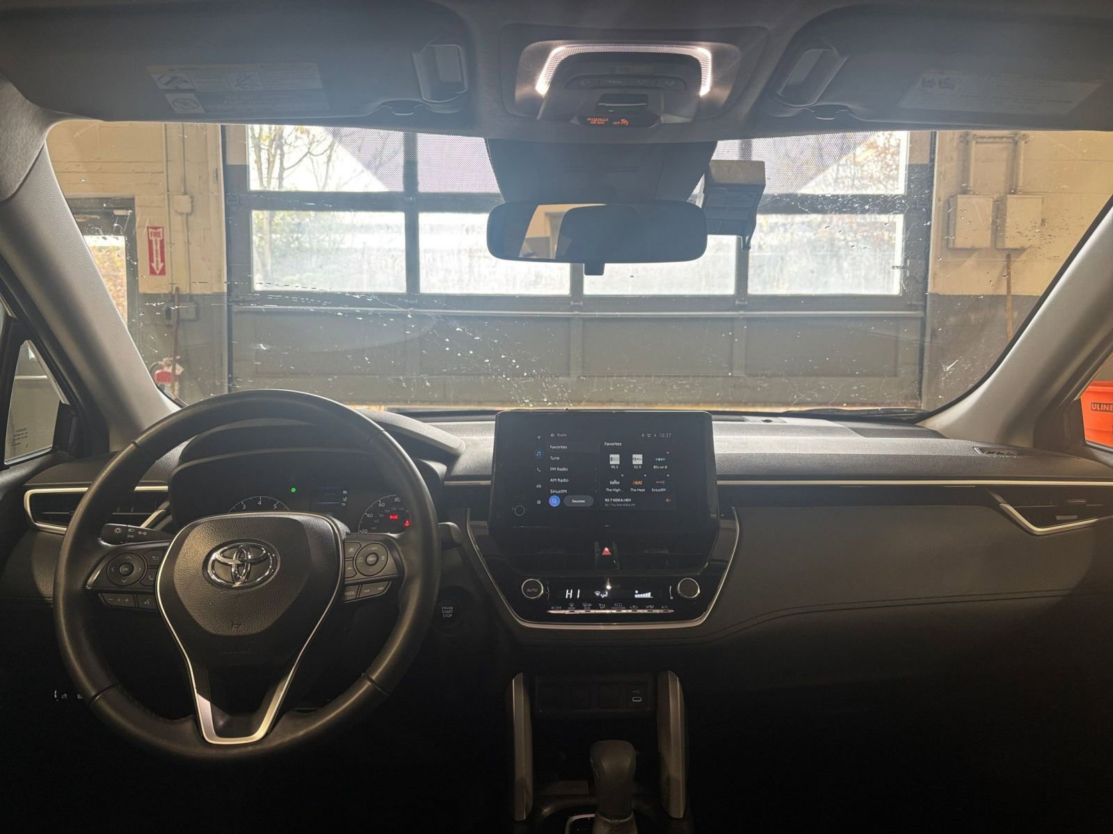 Thumbnail: 2025 Toyota Corolla Cross - 32