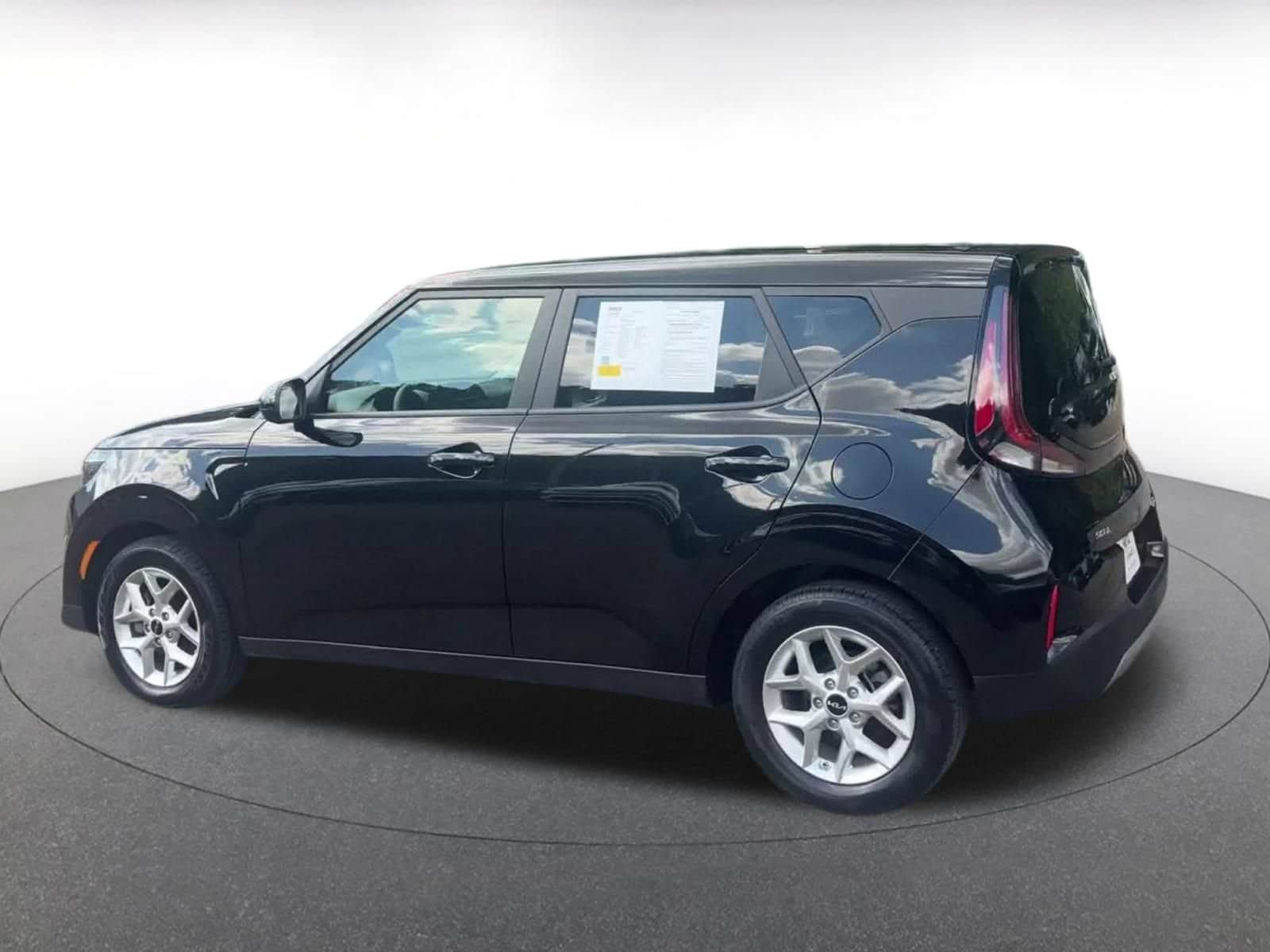 Thumbnail: 2025 Kia Soul - 9