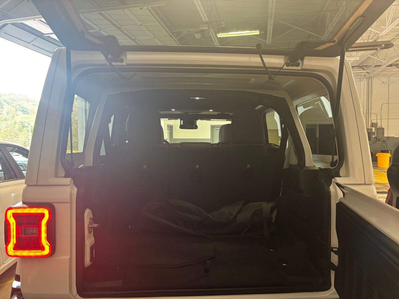 Thumbnail: 2025 Jeep Wrangler - 30