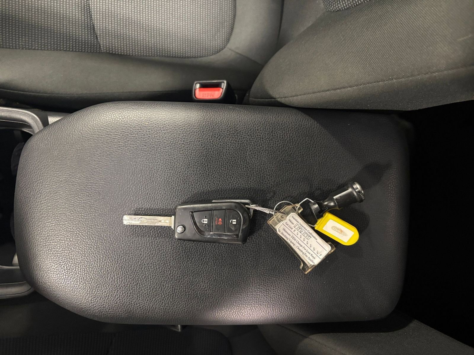 Thumbnail: 2025 Toyota RAV4 - 22