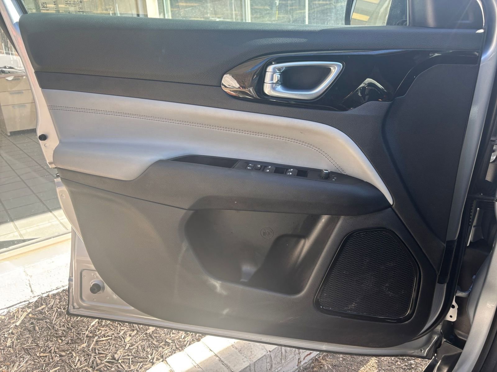 Thumbnail: 2025 Jeep Compass - 18