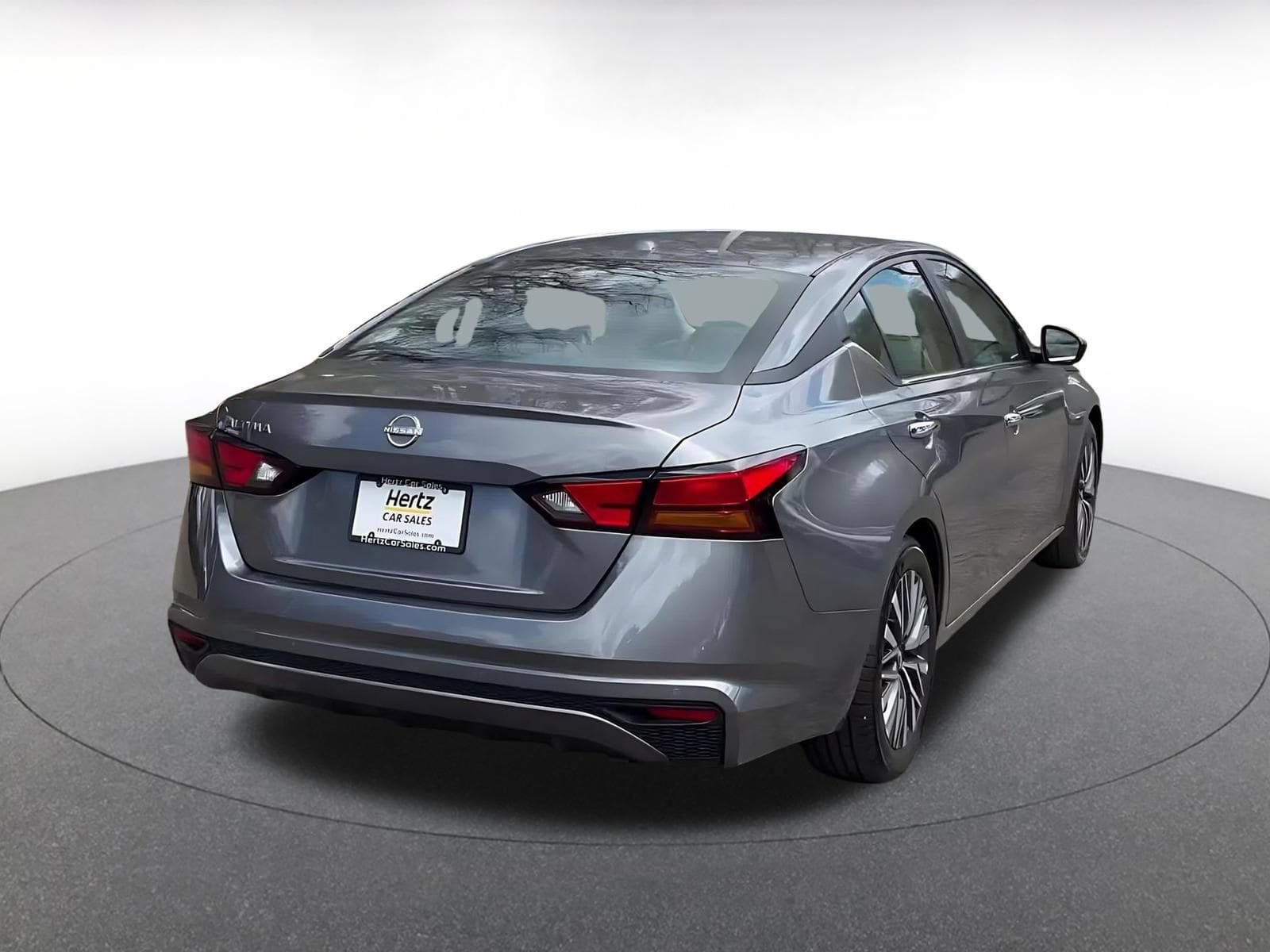 Thumbnail: 2025 Nissan Altima - 12