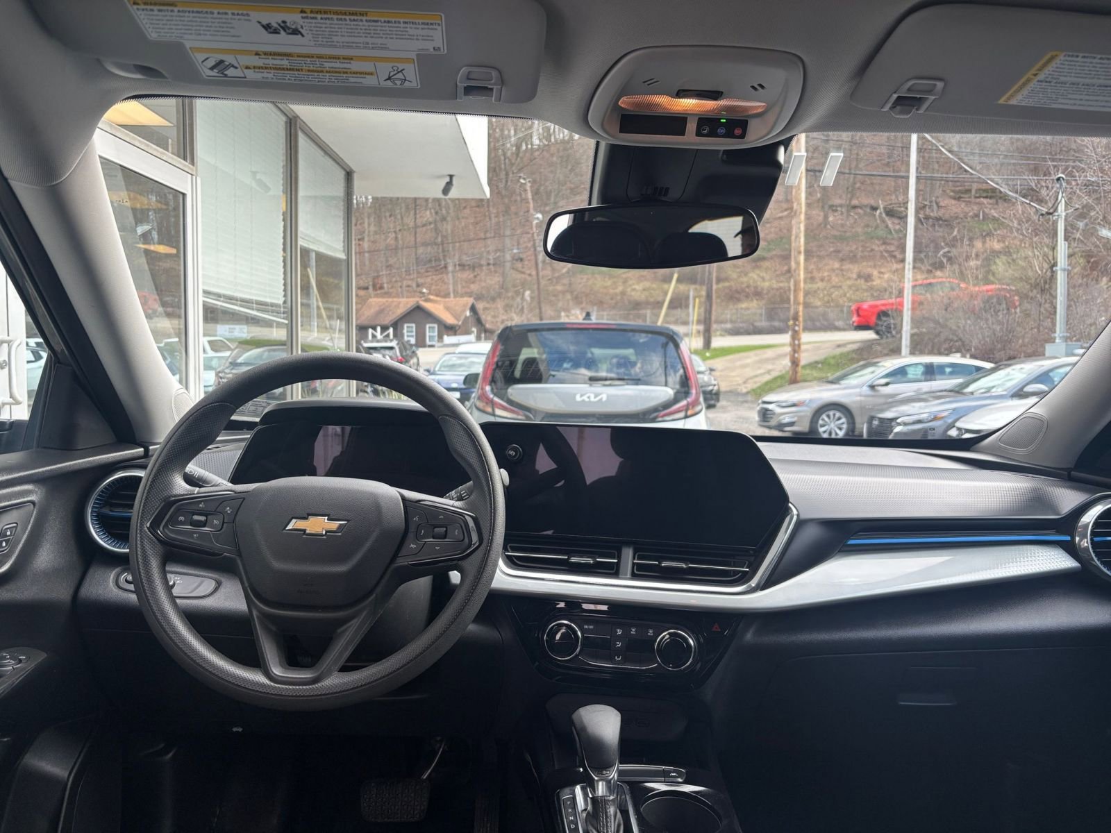 Thumbnail: 2025 Chevrolet Trax - 33