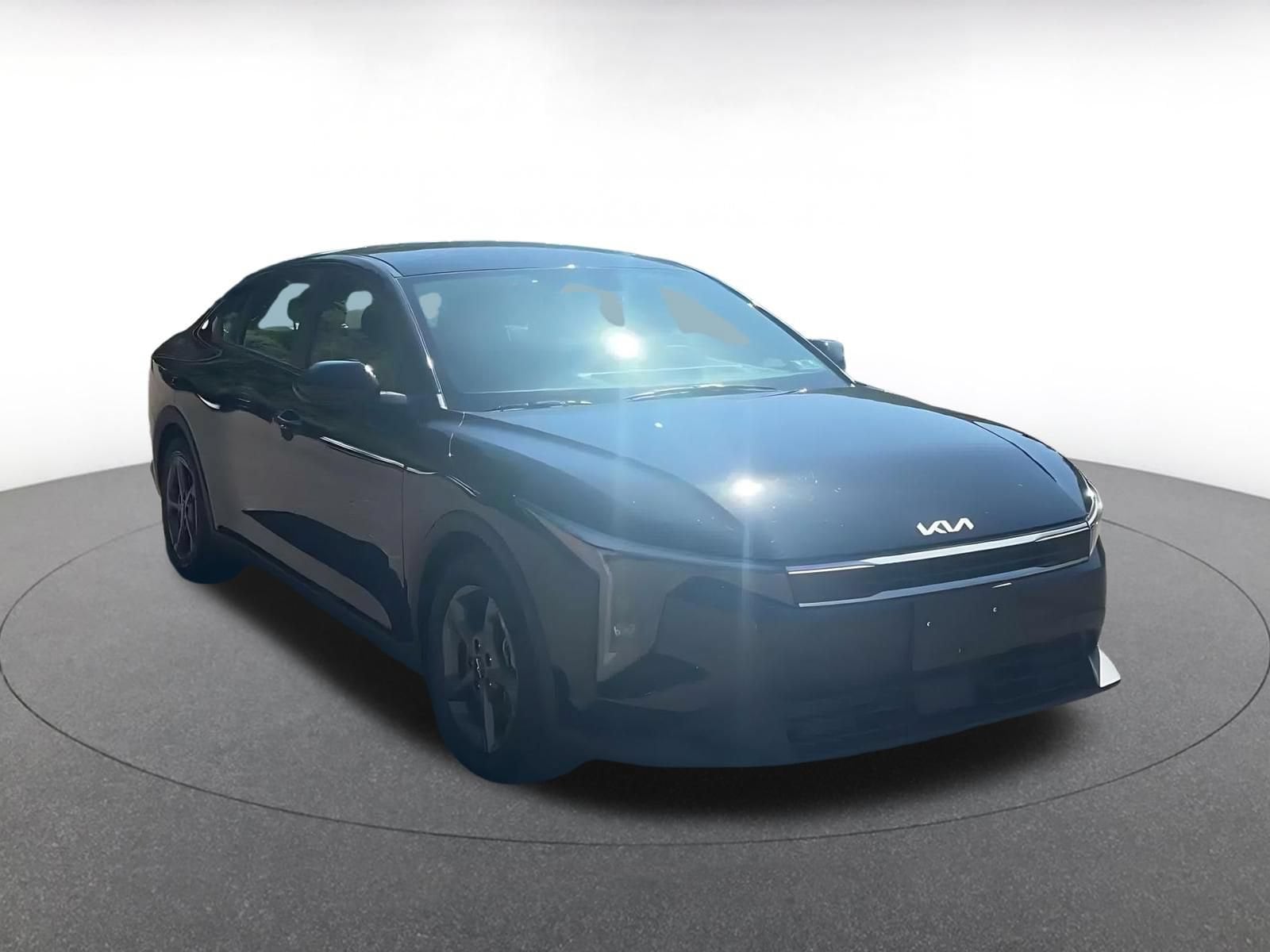 Thumbnail: 2025 Kia K4 - 3