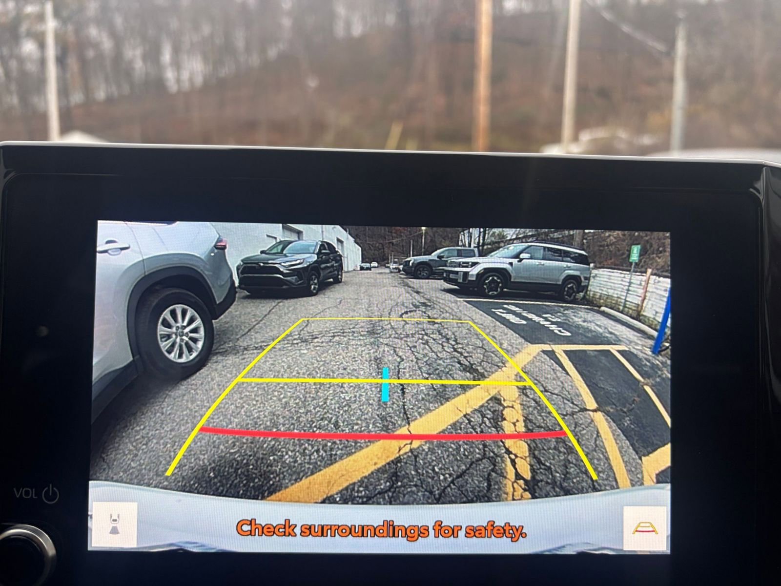 Thumbnail: 2025 Toyota Camry - 17