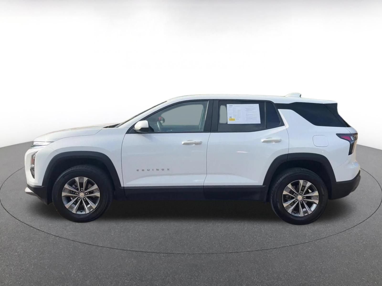 Thumbnail: 2025 Chevrolet Equinox - 9