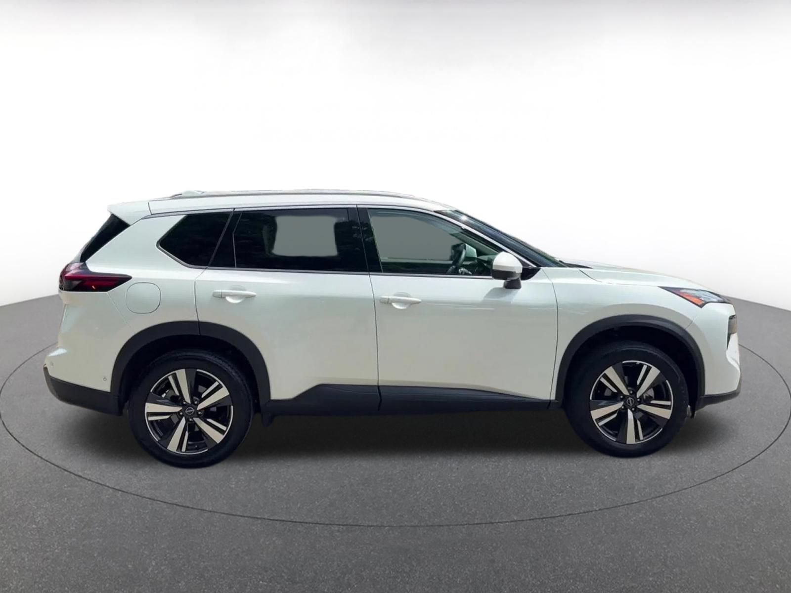 Thumbnail: 2026 Nissan Rogue - 16