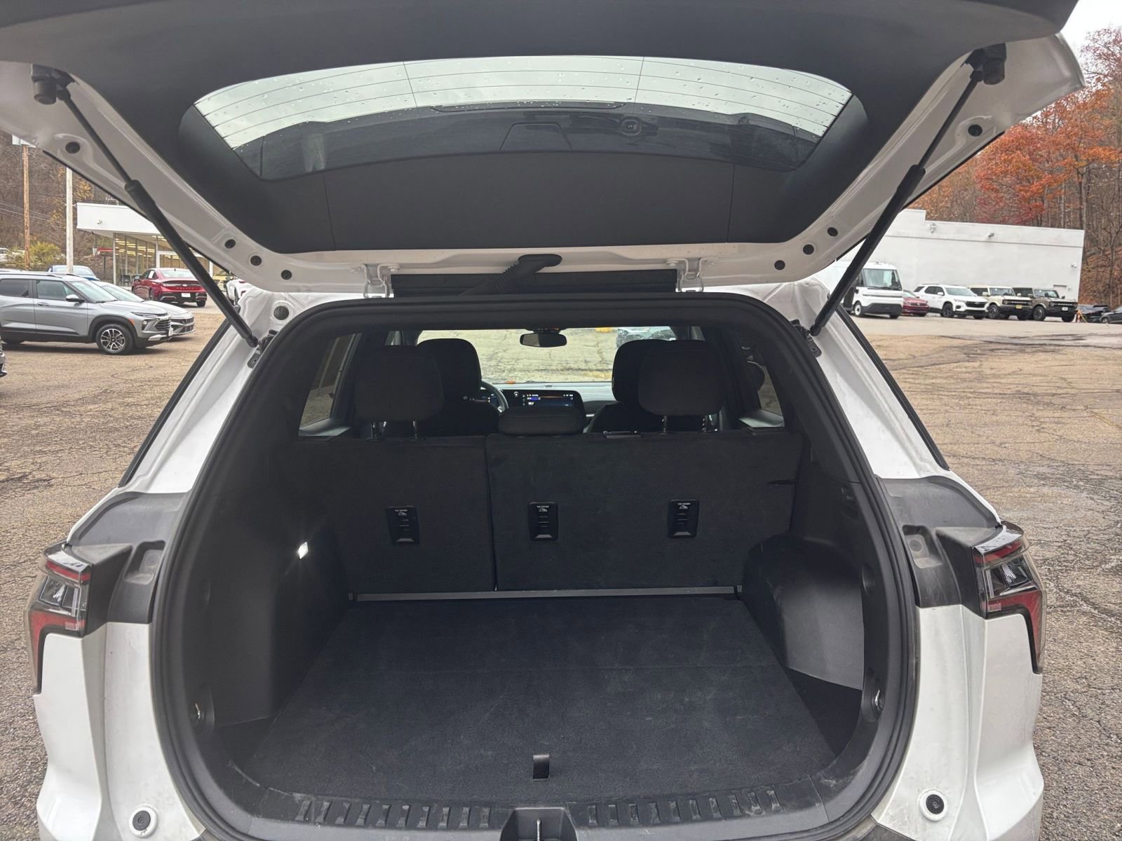 Thumbnail: 2025 Chevrolet Equinox - 30