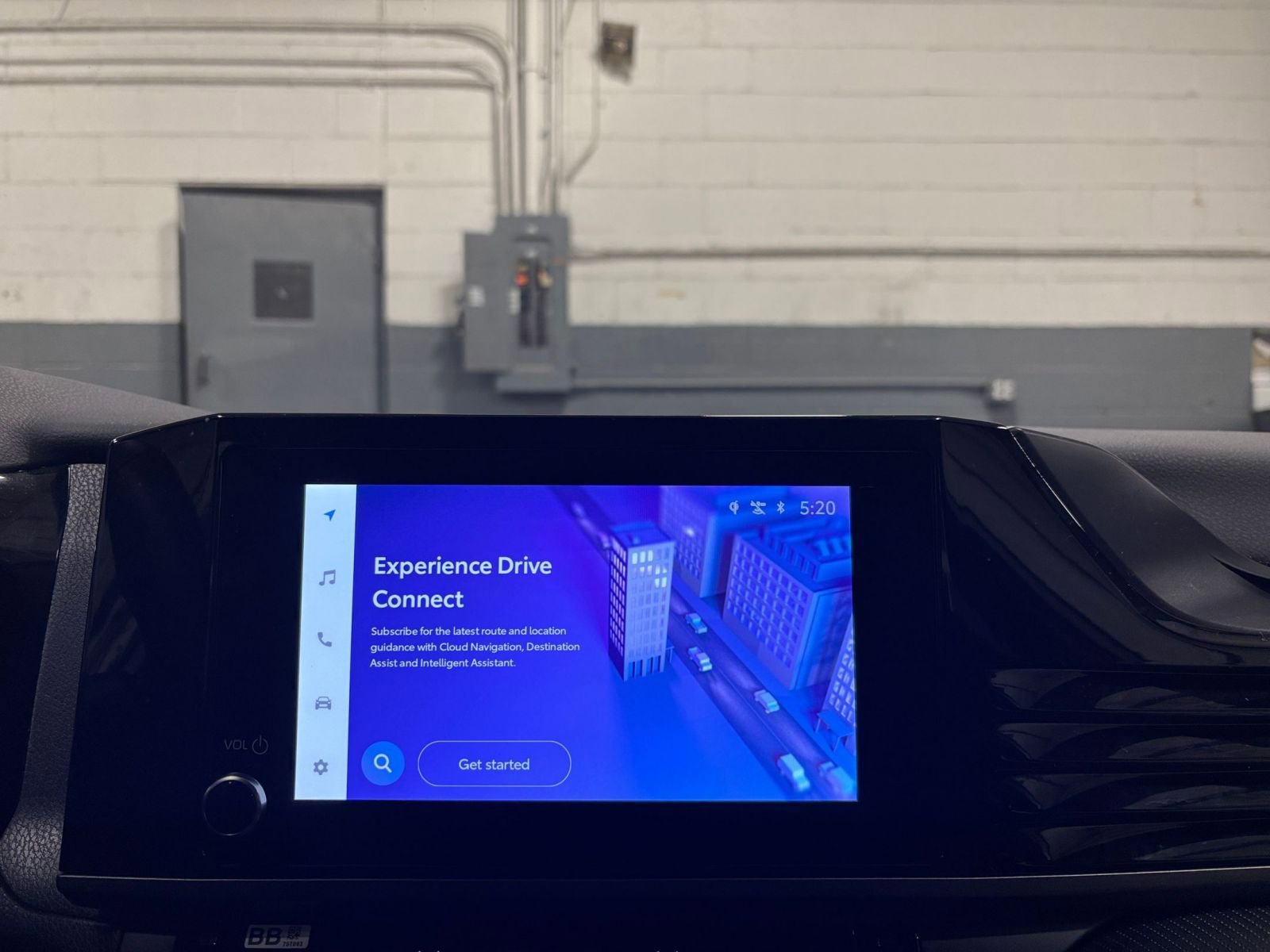 Thumbnail: 2025 Toyota Camry - 22