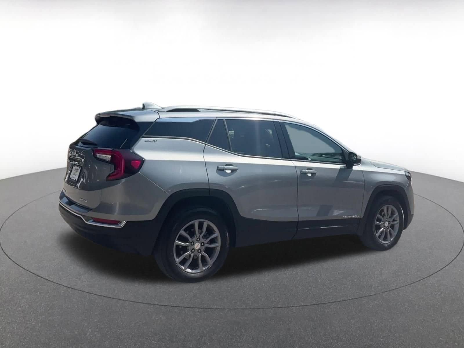 Thumbnail: 2024 GMC Terrain - 15
