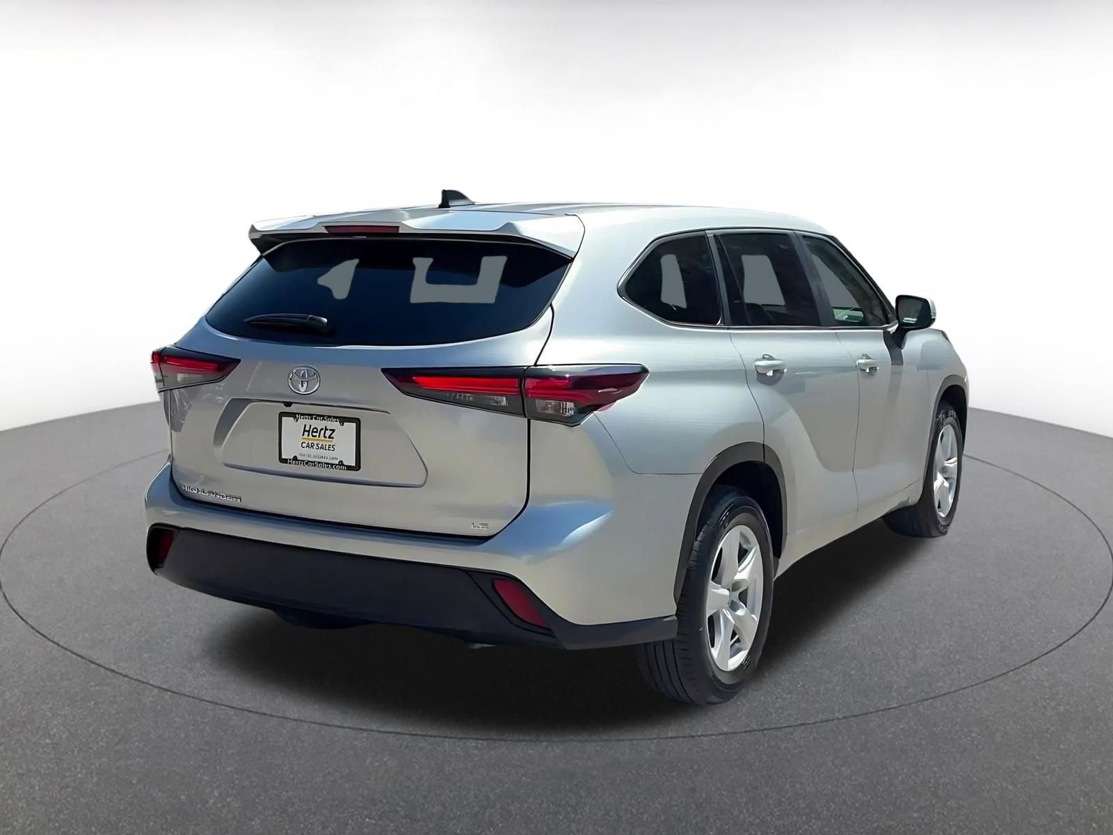 Thumbnail: 2025 Toyota Highlander - 15