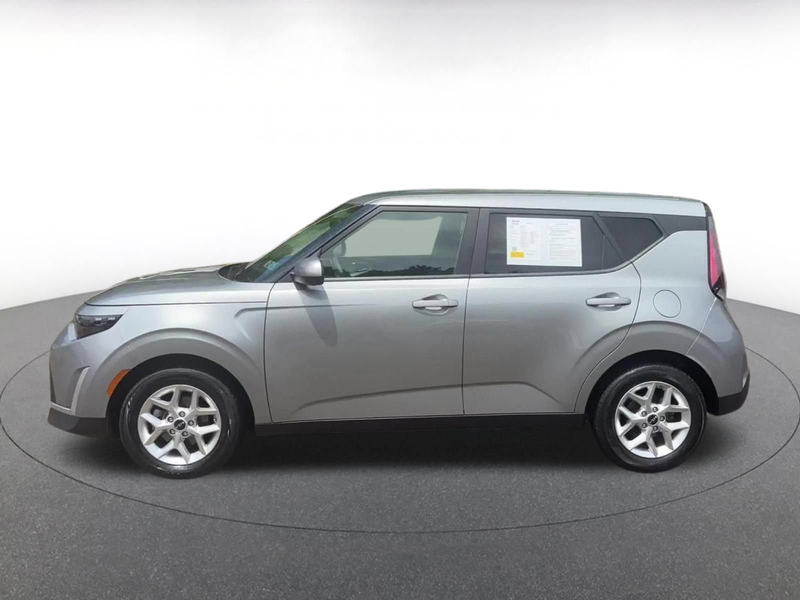 Thumbnail: 2025 Kia Soul - 9