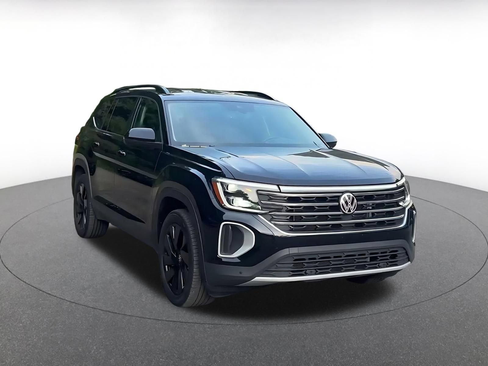 Thumbnail: 2026 Volkswagen Atlas - 3