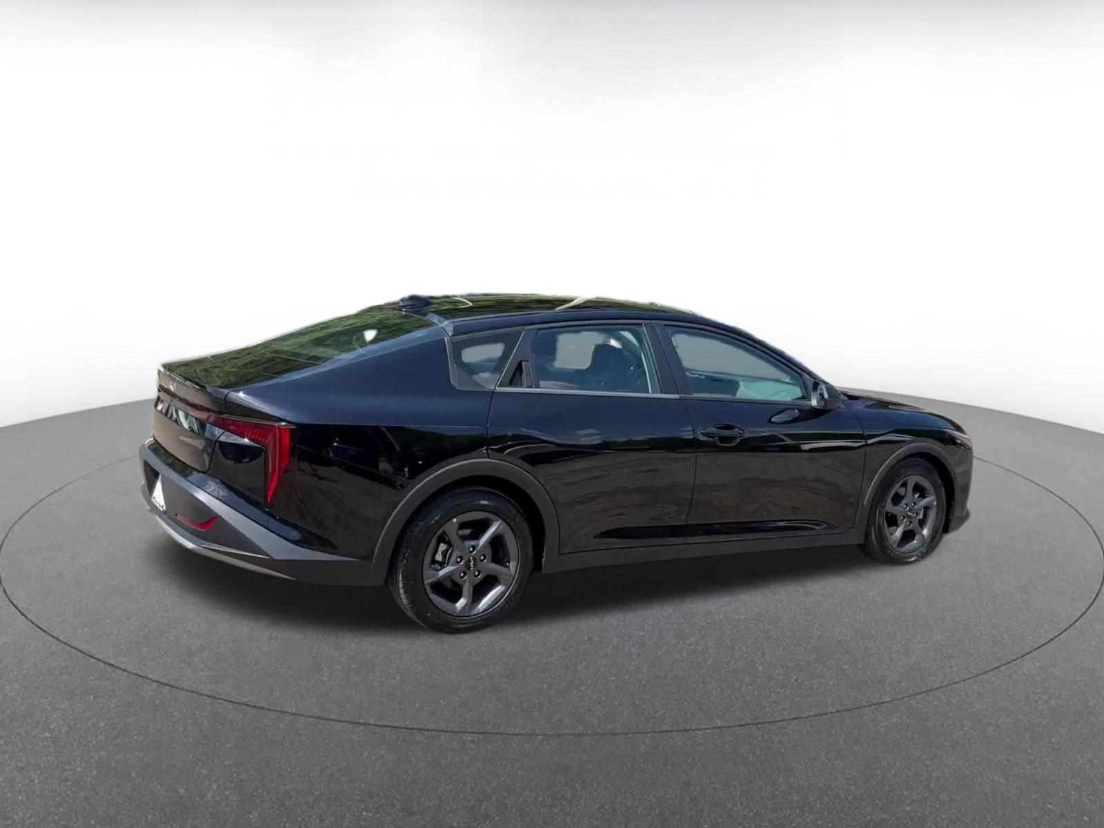 Thumbnail: 2025 Kia K4 - 13