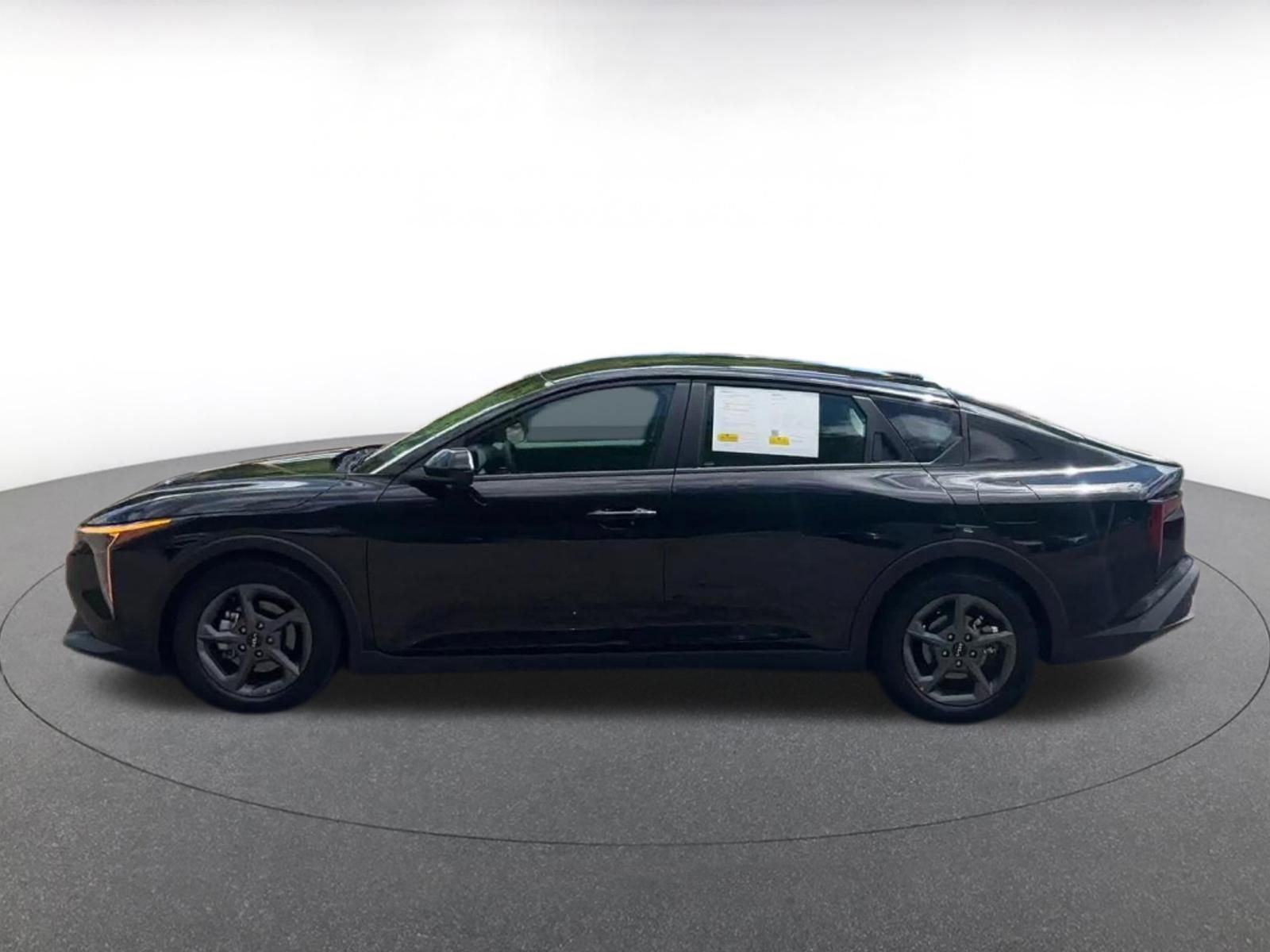 Thumbnail: 2025 Kia K4 - 9