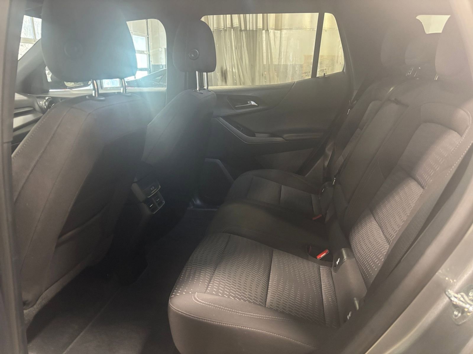 Thumbnail: 2025 Chevrolet Equinox - 25