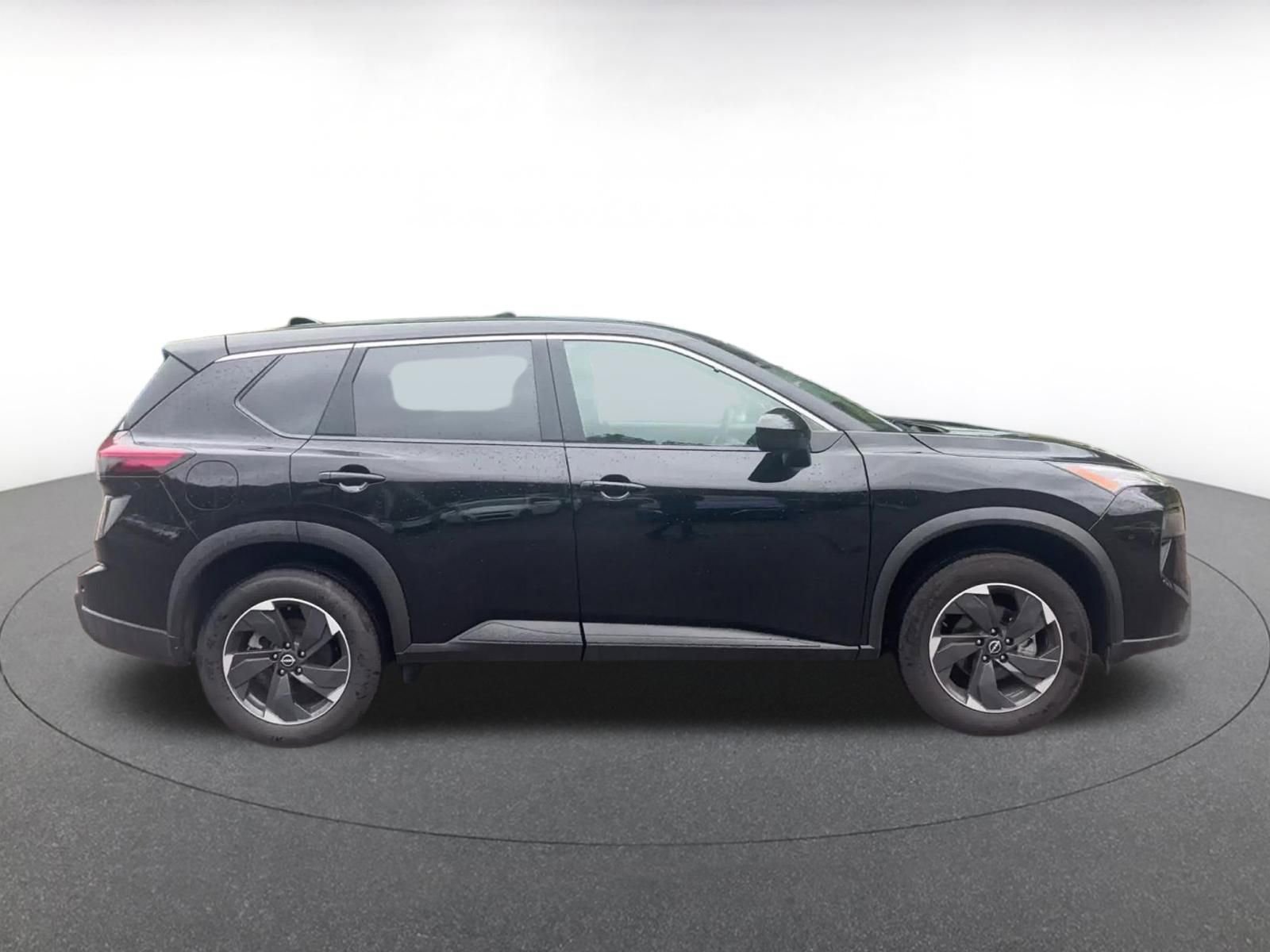 Thumbnail: 2025 Nissan Rogue - 16