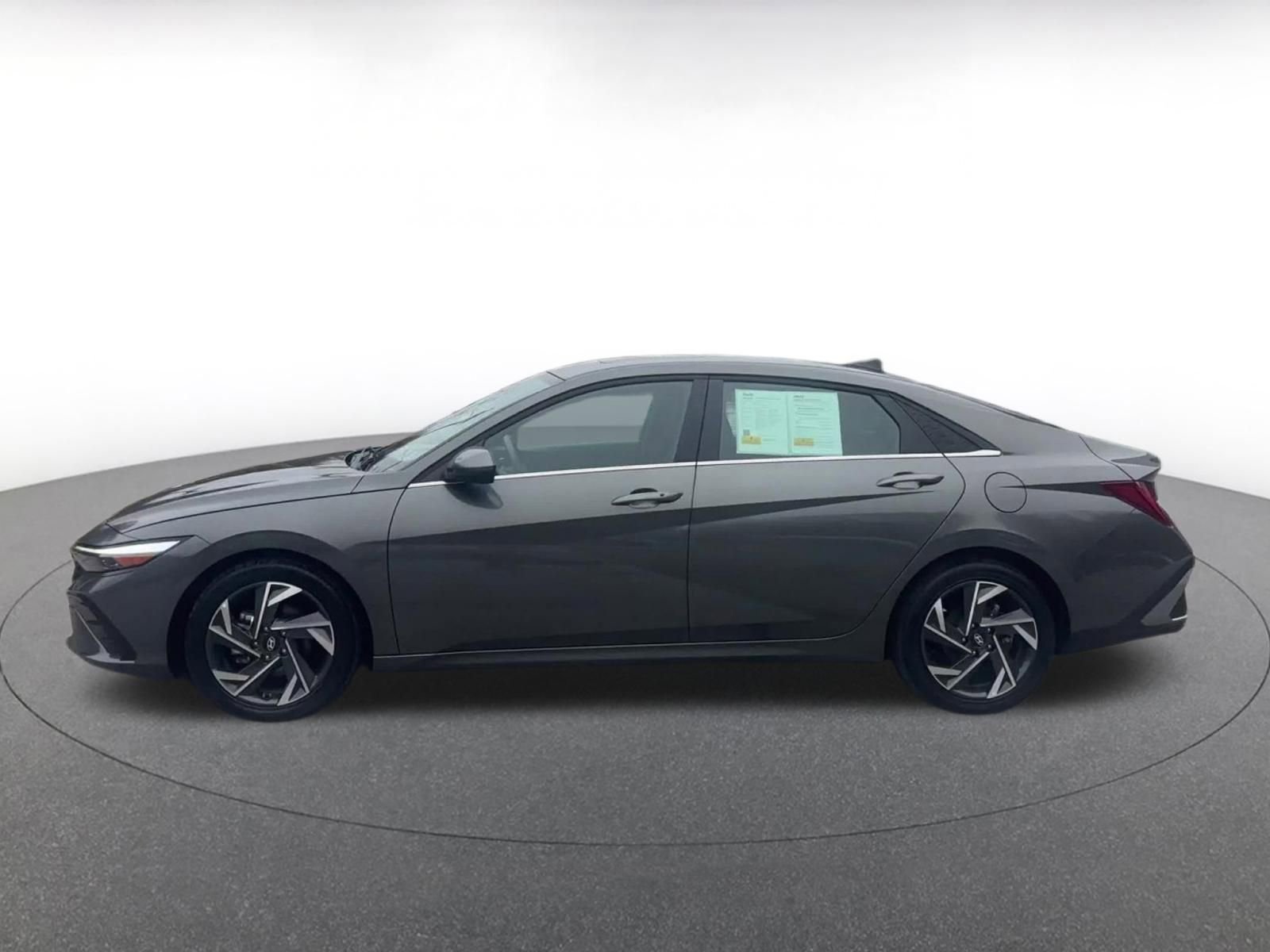 Thumbnail: 2025 Hyundai Elantra - 9