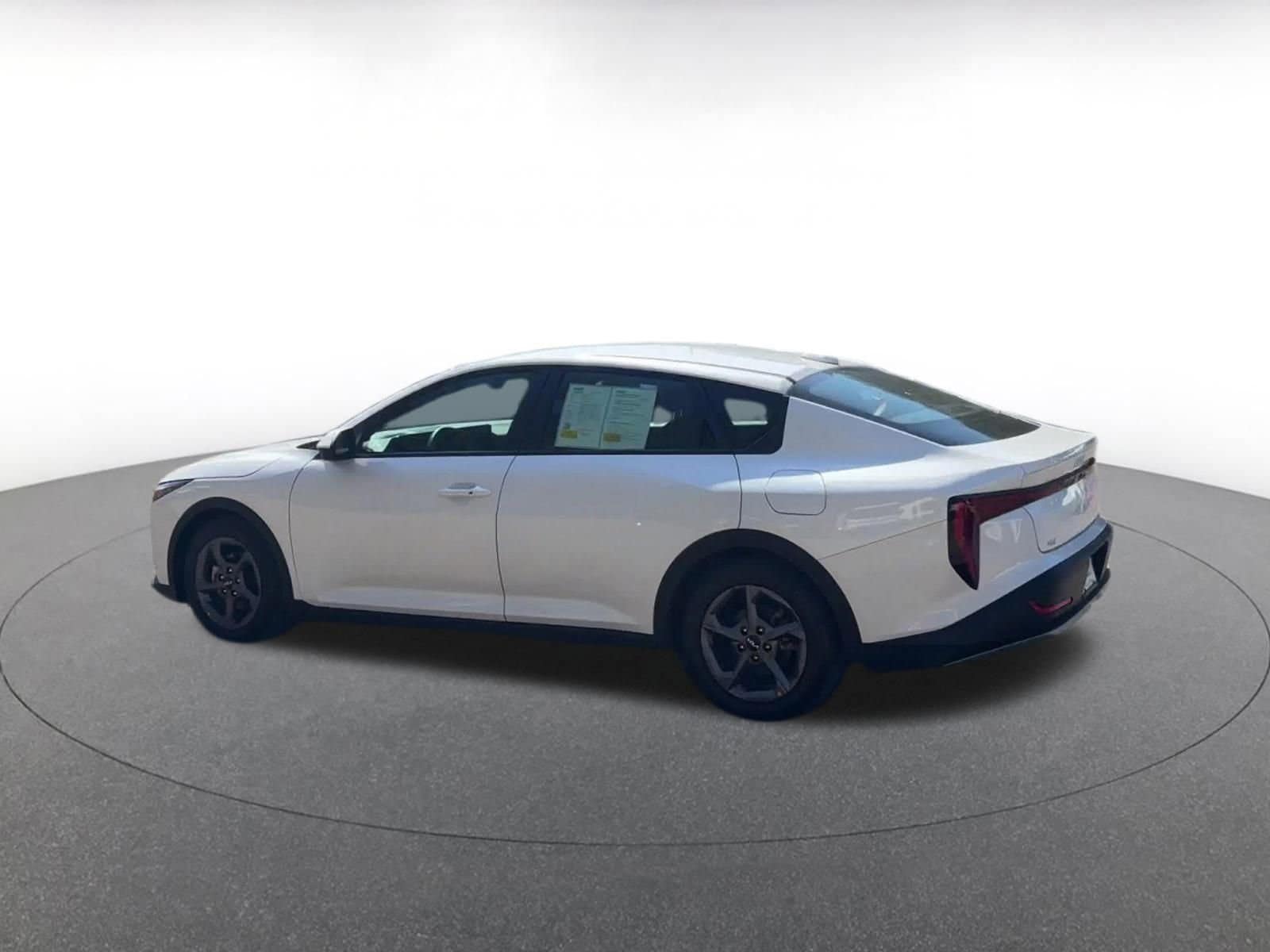 Thumbnail: 2025 Kia K4 - 10
