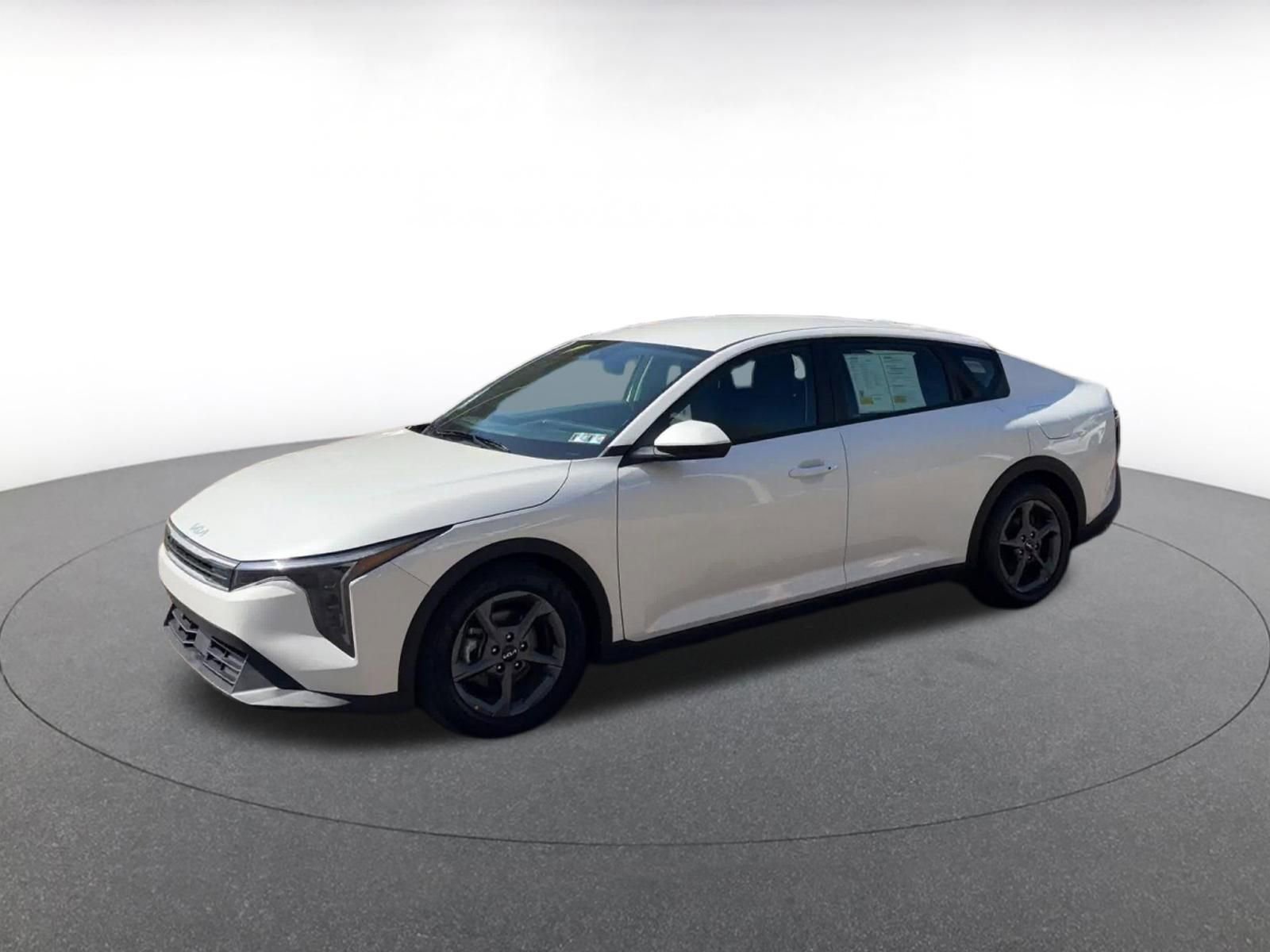 Thumbnail: 2025 Kia K4 - 8
