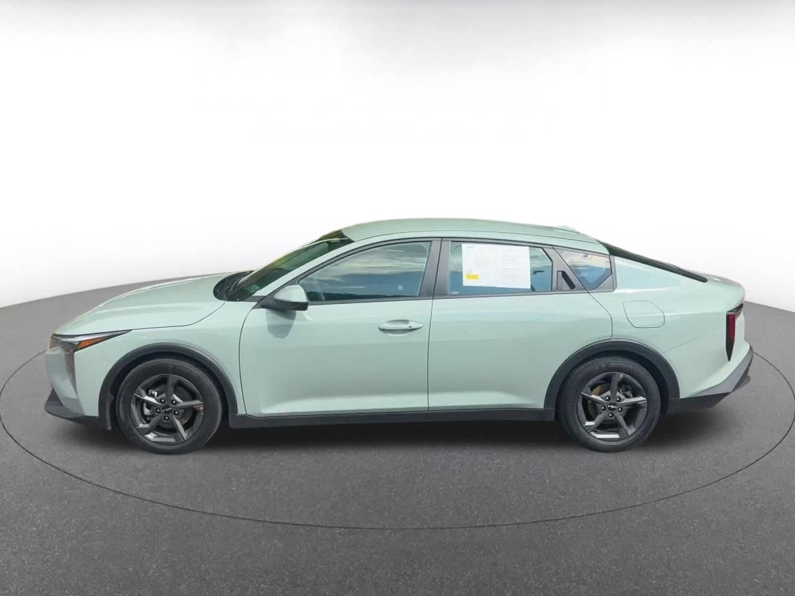 Thumbnail: 2026 Kia K4 - 8