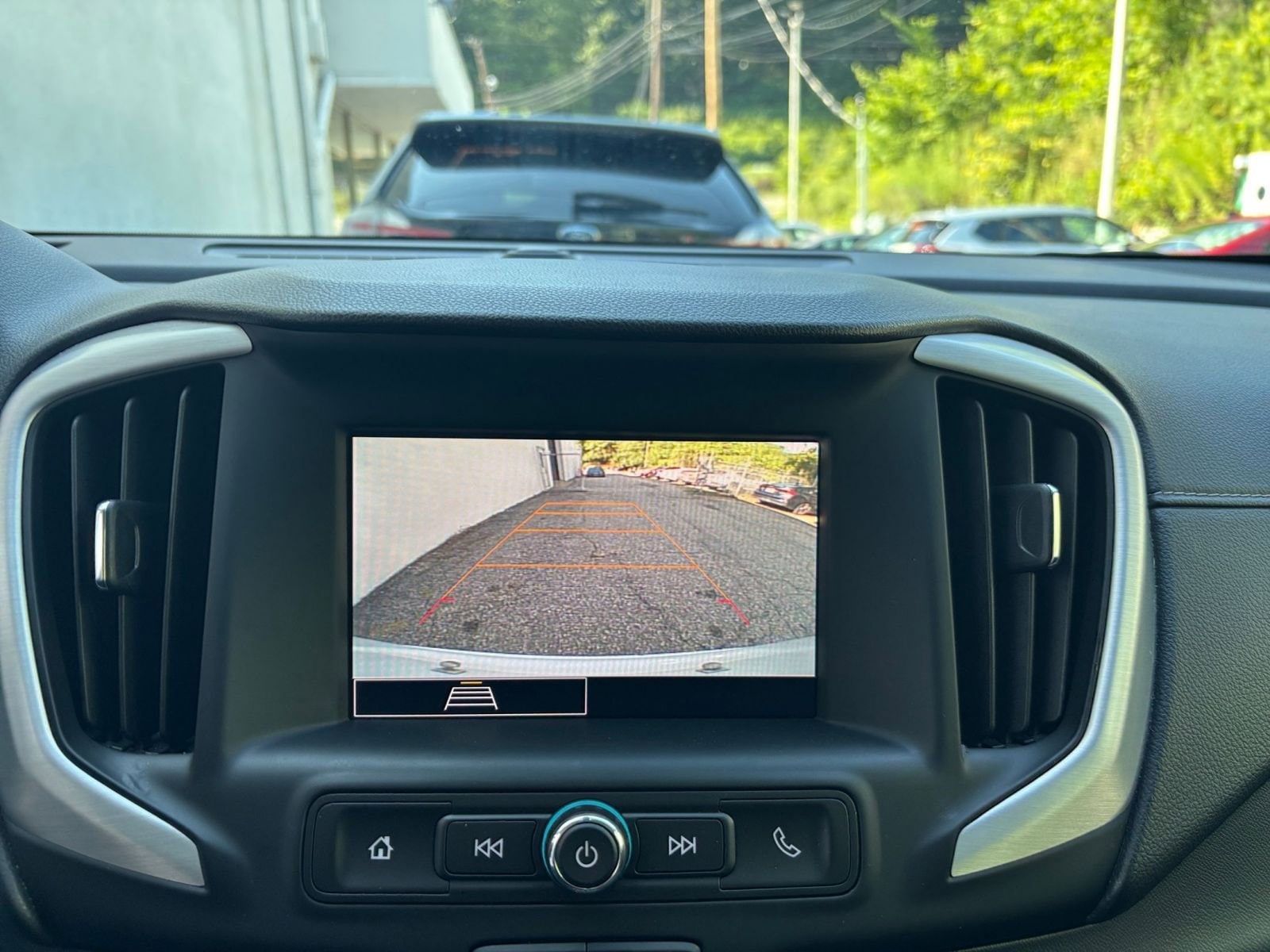 Thumbnail: 2024 GMC Terrain - 17