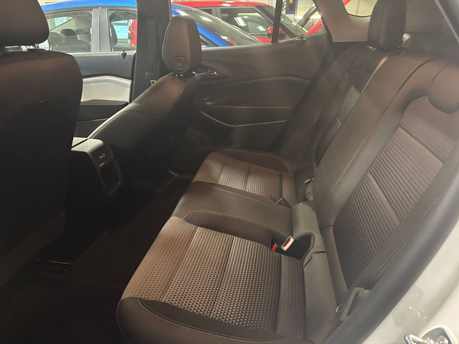 Thumbnail: 2025 Chevrolet Trax - 24