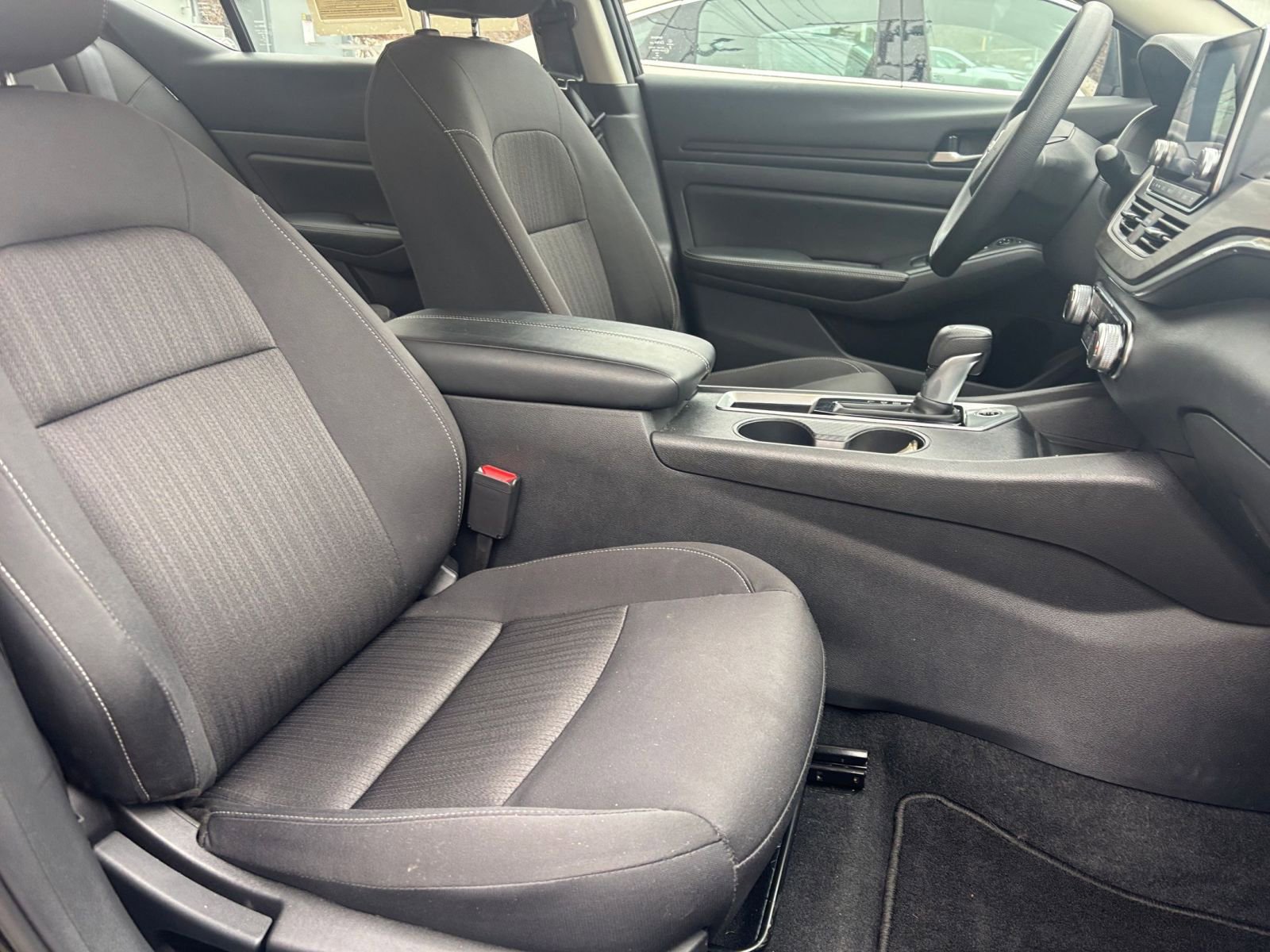 Thumbnail: 2025 Nissan Altima - 29