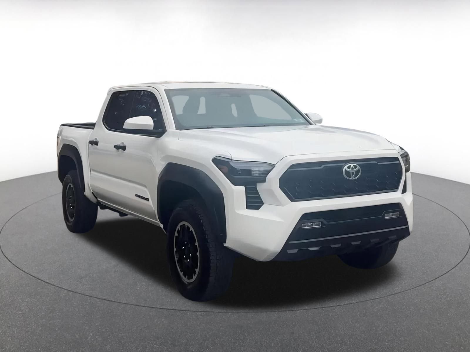 Thumbnail: 2025 Toyota Tacoma - 3