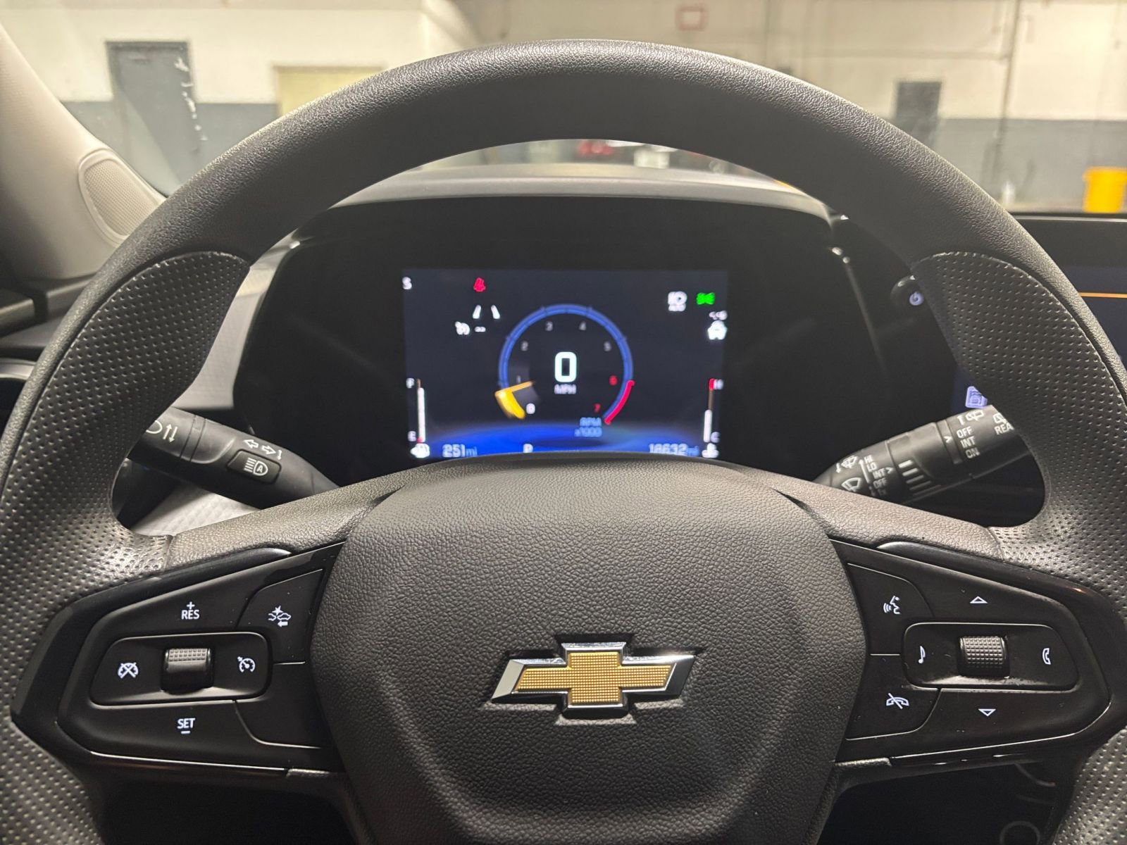 Thumbnail: 2025 Chevrolet Trax - 27