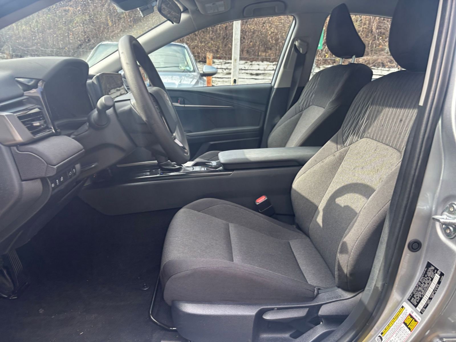 Thumbnail: 2025 Toyota Camry - 35